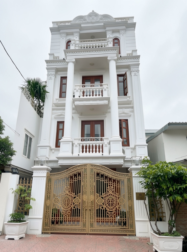 Thiết kế biệt thự phố tân cổ điển Golden Gate Villa tại Phú Thọ